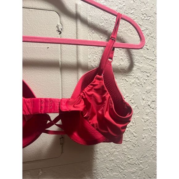 Victoria’s Secret Red Full Coverage Bra Woman’s Size 34C - Picture 9 of 13